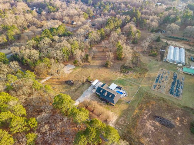 2003 N Moore Road, Hot Springs, AR 71913