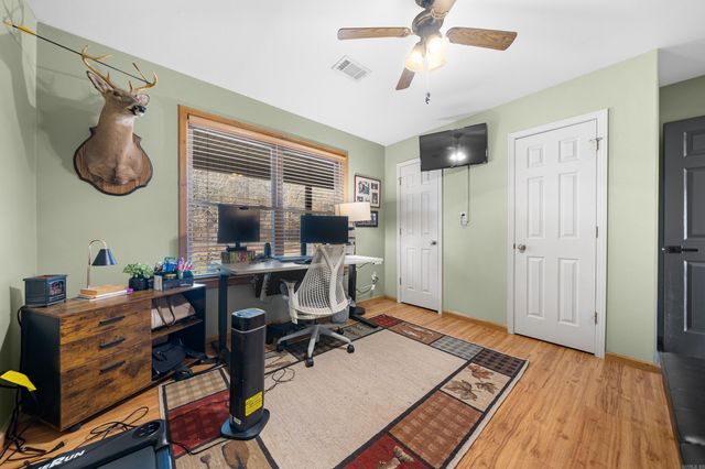 2003 N Moore Road, Hot Springs, AR 71913