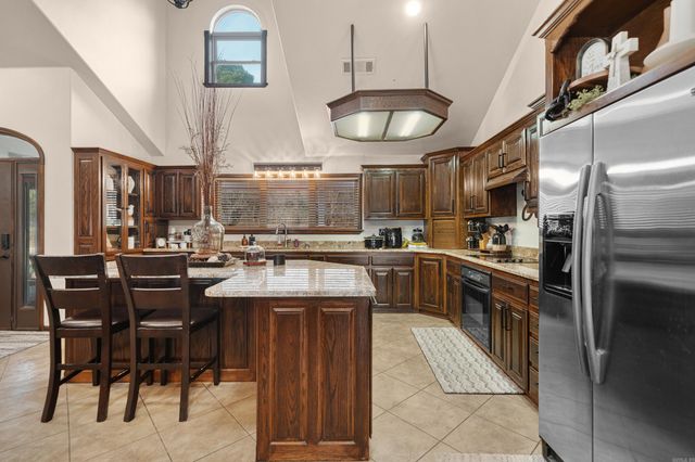 2003 N Moore Road, Hot Springs, AR 71913