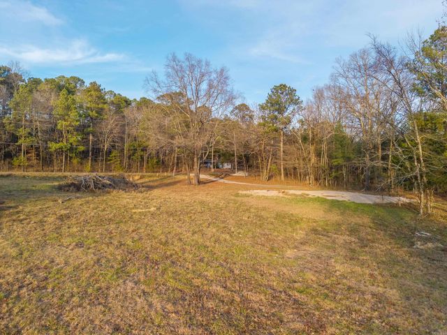 2003 N Moore Road, Hot Springs, AR 71913