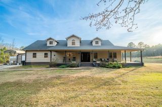 2003 N Moore Road, Hot Springs, AR 71913