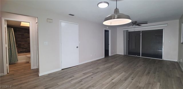 930 SW 47th TER 7, Cape Coral, FL 33914