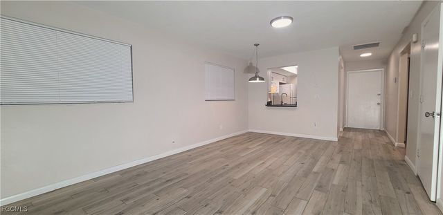 930 SW 47th TER 7, Cape Coral, FL 33914