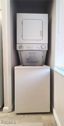 930 SW 47th TER 7, Cape Coral, FL 33914