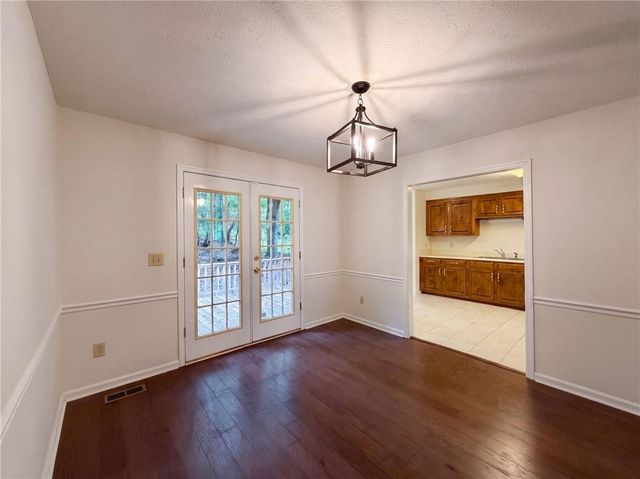 103 Saddlebrook Court, Lagrange, GA 30240