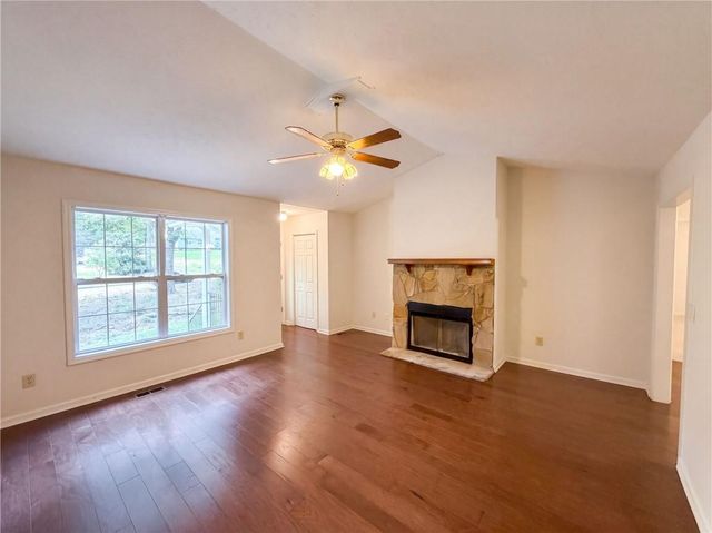 103 Saddlebrook Court, Lagrange, GA 30240