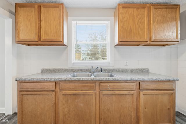 3383 Station Street, Indianapolis, IN 46218