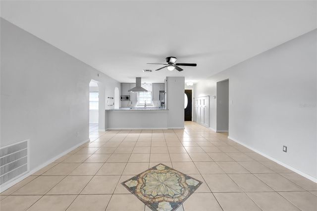 10855 GENEVIEVE STREET, Orlando, FL 32825