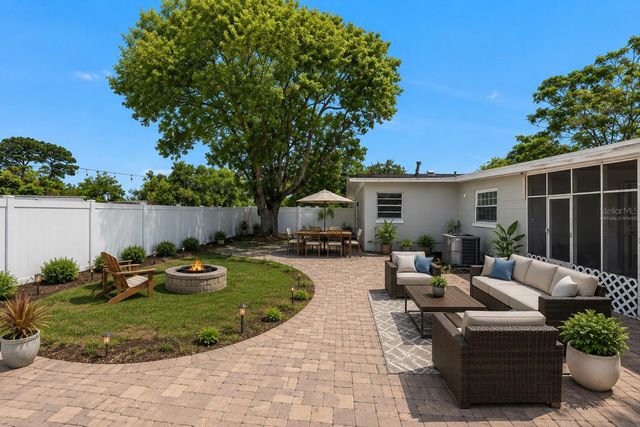 10855 GENEVIEVE STREET, Orlando, FL 32825