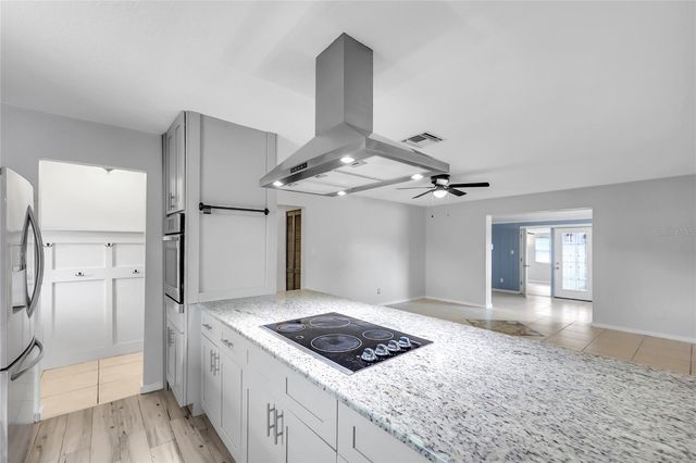 10855 GENEVIEVE STREET, Orlando, FL 32825