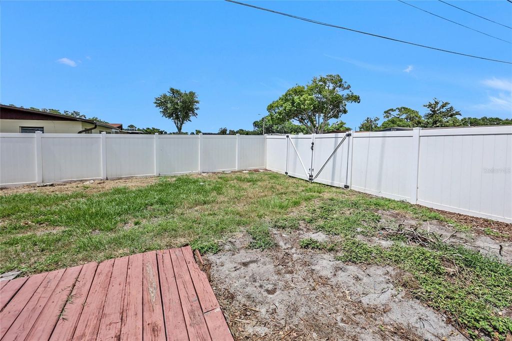 Image 40 of property listing at 10855 GENEVIEVE STREET, Orlando, FL 32825