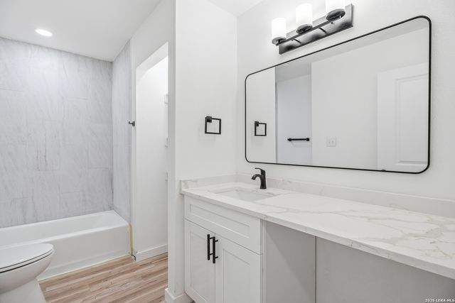 4902 El Presidio, San Antonio, TX 78233