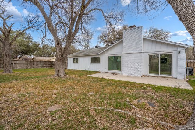 4902 El Presidio, San Antonio, TX 78233