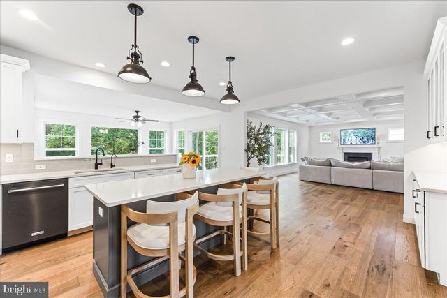 1051 GLEN HALL RD, Kennett Square, PA 19348