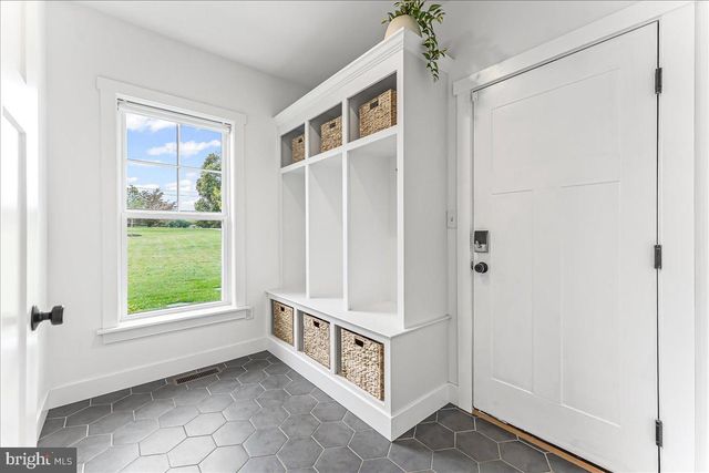 1051 GLEN HALL RD, Kennett Square, PA 19348