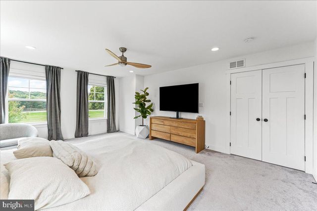 1051 GLEN HALL RD, Kennett Square, PA 19348