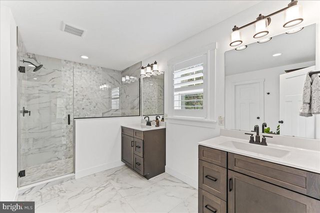 1051 GLEN HALL RD, Kennett Square, PA 19348