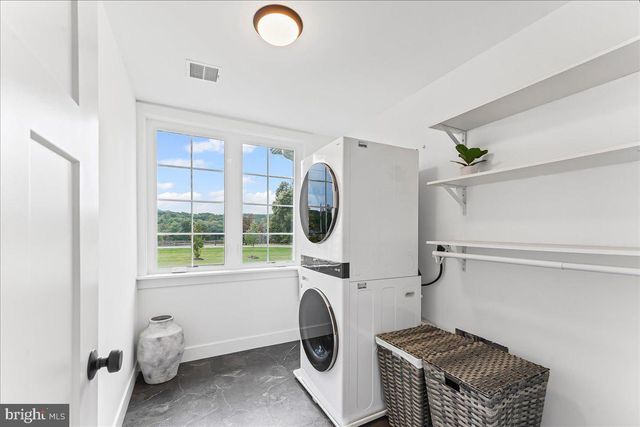 1051 GLEN HALL RD, Kennett Square, PA 19348