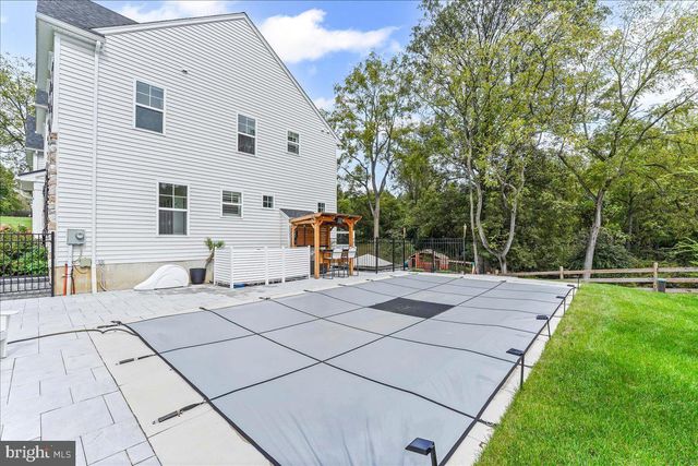 1051 GLEN HALL RD, Kennett Square, PA 19348