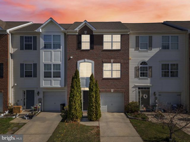 8441 STANSBURY LAKE DR, Baltimore, MD 21222
