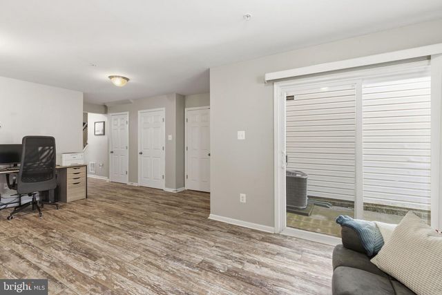 8441 STANSBURY LAKE DR, Baltimore, MD 21222