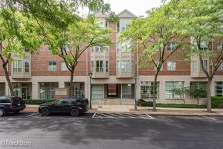 57 E Hattendorf Avenue 210, Roselle, IL 60172