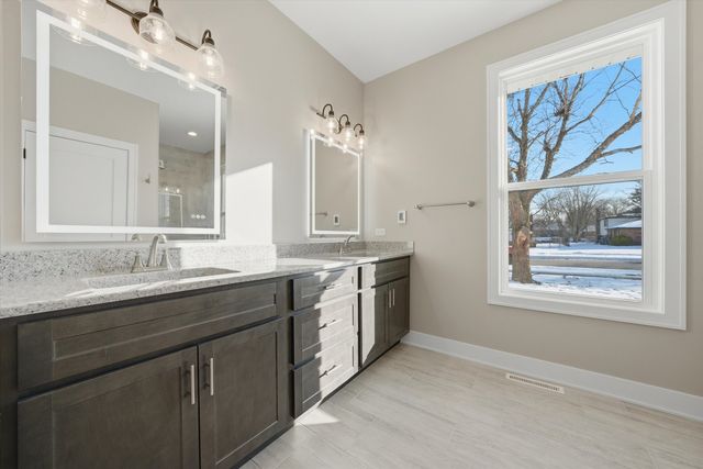 24372 Liberty Street, Crete, IL 60417