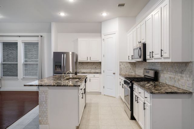 2144 Spencer Lane, Carrollton, TX 75010