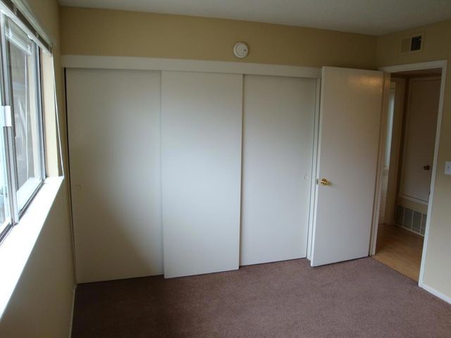 280 E Okeefe Street, East Palo Alto, CA 94303