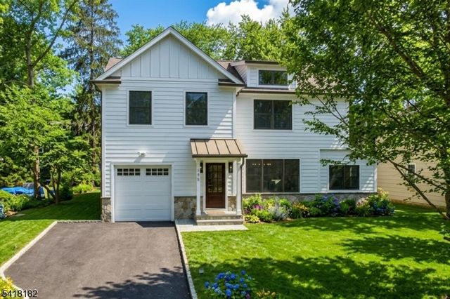 100 Van Doren Ave, Chatham Boro, NJ 07928