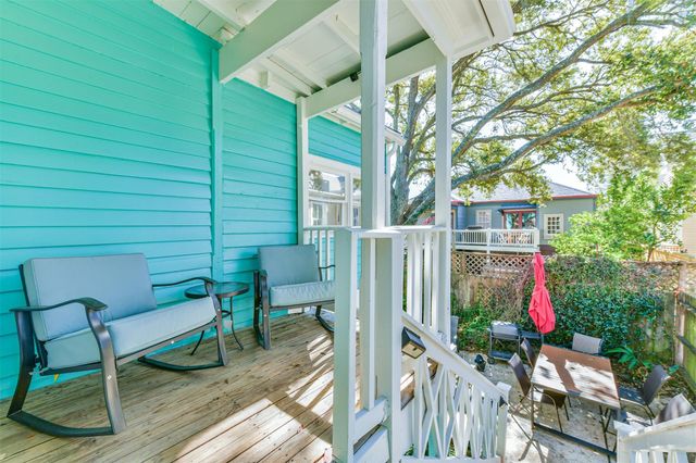 1213 18th Street, Galveston, TX 77550