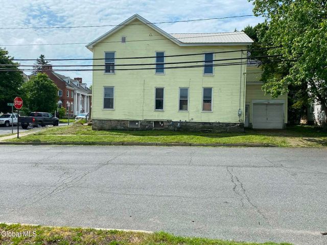 25 N Perry Street, Johnstown, NY 12095