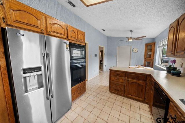 208 Karla, Whitehouse, TX 75791