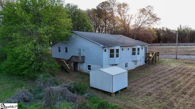 221 Lakeview Drive, Liberty, SC 29657