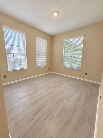 14715 Wynbourn Way, Houston, TX 77083