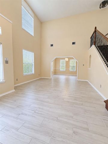 14715 Wynbourn Way, Houston, TX 77083