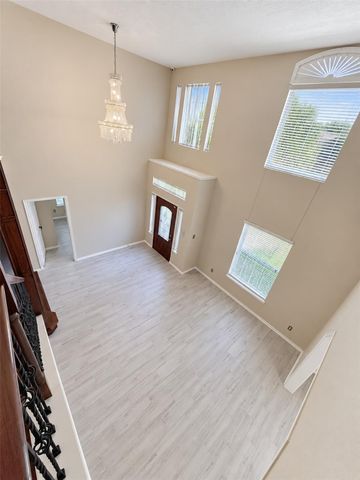 14715 Wynbourn Way, Houston, TX 77083