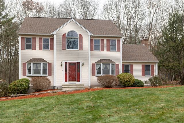 60 Tyler Dr, Uxbridge, MA 01569