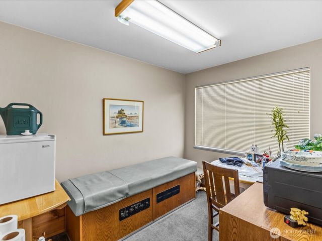 635 SW 154th Street, Burien, WA 98166