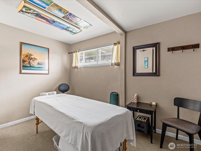 635 SW 154th Street, Burien, WA 98166