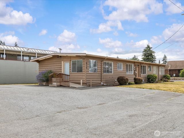 635 SW 154th Street, Burien, WA 98166