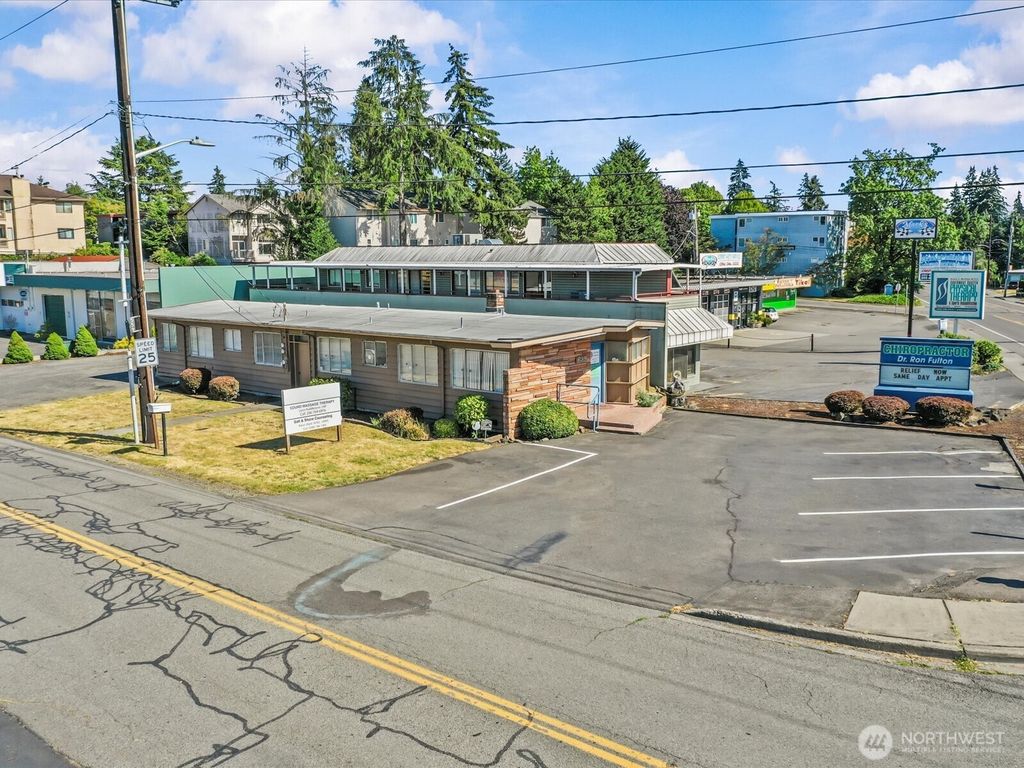 635 SW 154th Street, Burien, WA 98166