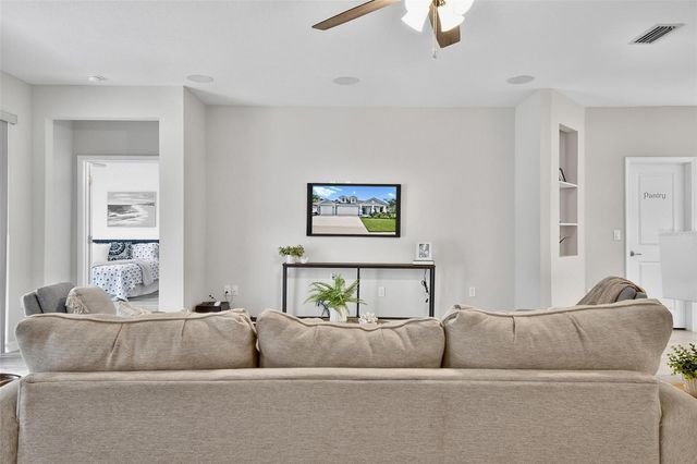 124 WOOD STORK LANE, Palm Coast, FL 32164