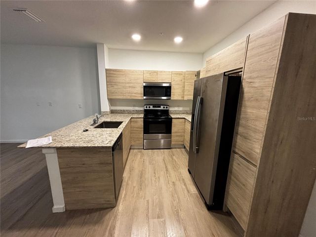 1209 SOUTHSTATION PLACE 303, Orlando, FL 32809