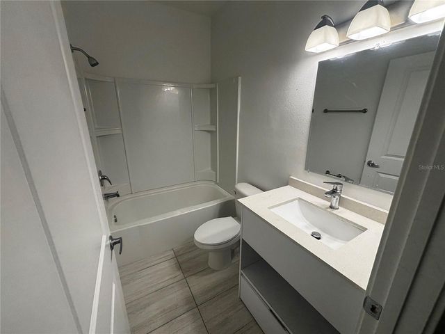 1209 SOUTHSTATION PLACE 303, Orlando, FL 32809