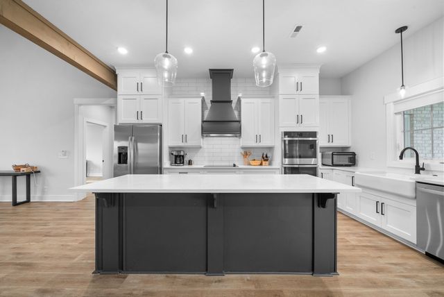 234 Bellshire Dr, Clarksville, TN 37043