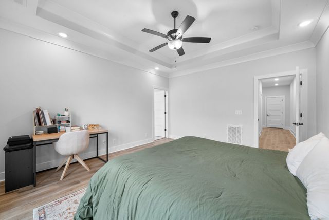 234 Bellshire Dr, Clarksville, TN 37043