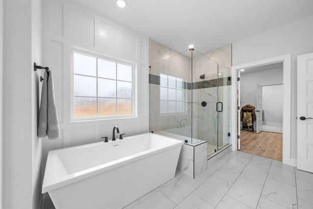 234 Bellshire Dr, Clarksville, TN 37043