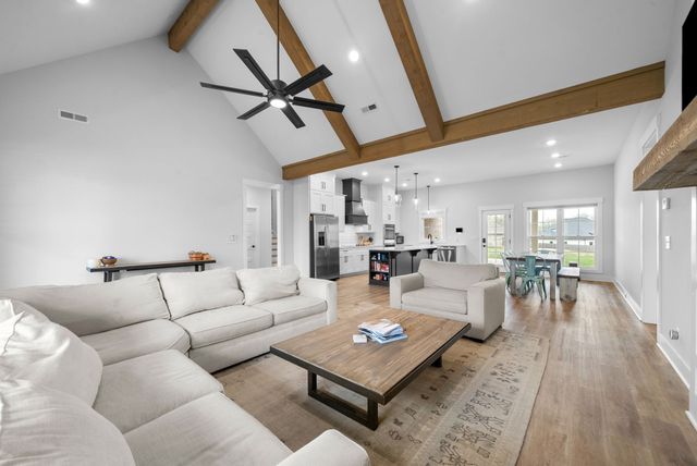 234 Bellshire Dr, Clarksville, TN 37043