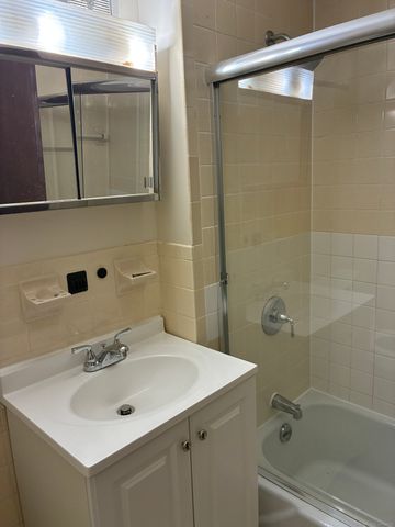 108 Oakwood Avenue APT A3, West Hartford, CT 06119